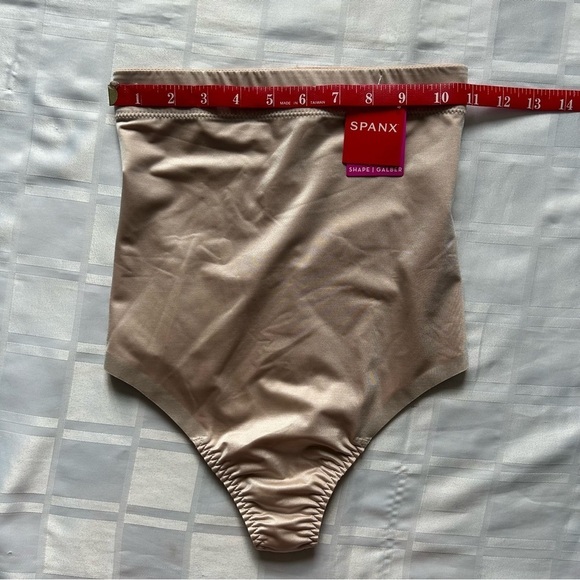 Spanx 2 Pairs New With Tag Small Seamless & High-rise Shape wear Thong Panties - Picture 4 of 17